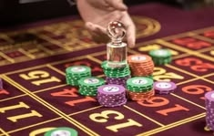 ONLYWIN خوش آمدید بونس +600% پیشکش موبائل ایپ کے پروموشن سیکشن میں دکھائی دیتی ہے۔